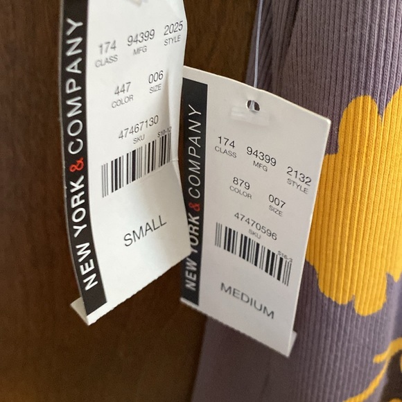 Tank Tops (2). Size Small - Picture 7 of 7